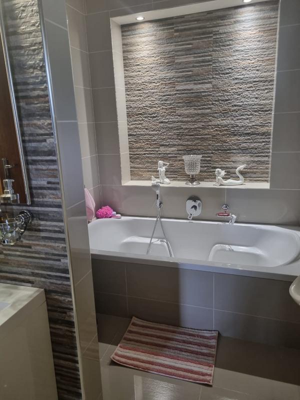 4 Bedroom Property for Sale in Vaalpark Free State